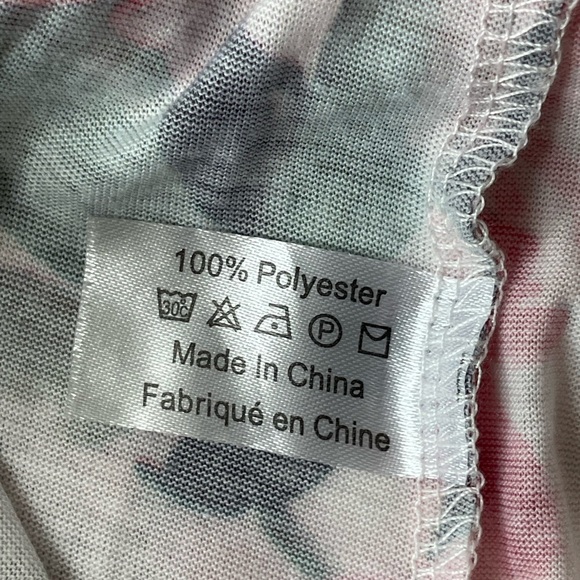 Show Me Your Mumu One Size White Pink Floral Belted Robe Garden of Blooms Kimono - Picture 6 of 6